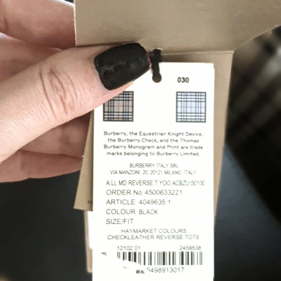 NWT BURBERRY HAYMARKET REVERSIBLE TOTE BAG - Picture 5 of 5